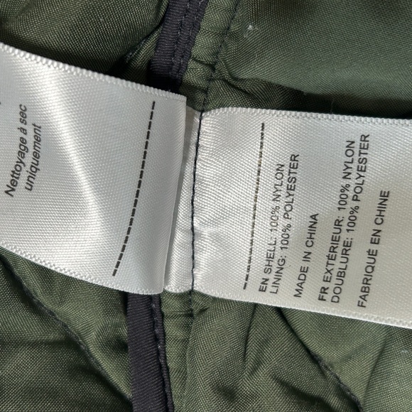 UNTUCKit Woodcrest Vest Quilted Full Zip Snap Button Black Men's Size S, Reg Fit - Picture 7 of 10